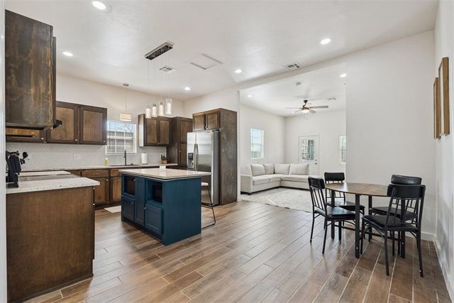 314 W Springer Avenue, Guthrie, OK 73044