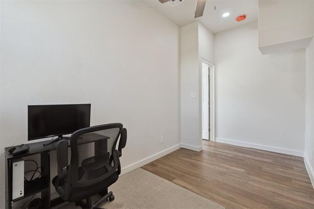 314 W Springer Avenue, Guthrie, OK 73044