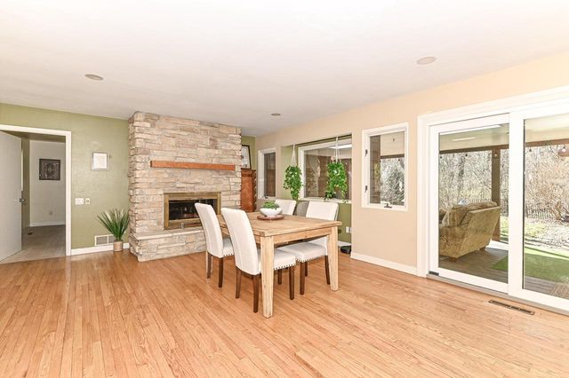 8801 Hart DRIVE, Waterford, WI 53185