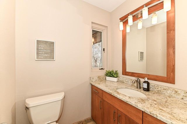 8801 Hart DRIVE, Waterford, WI 53185