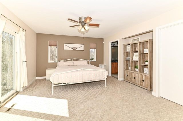 8801 Hart DRIVE, Waterford, WI 53185