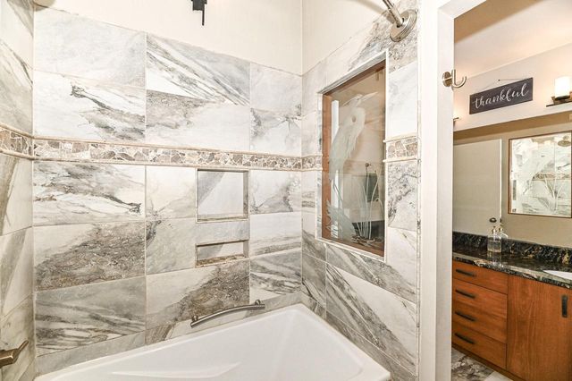 8801 Hart DRIVE, Waterford, WI 53185