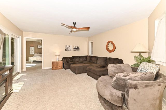 8801 Hart DRIVE, Waterford, WI 53185