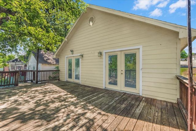 828 Springer Avenue, Fort Worth, TX 76114