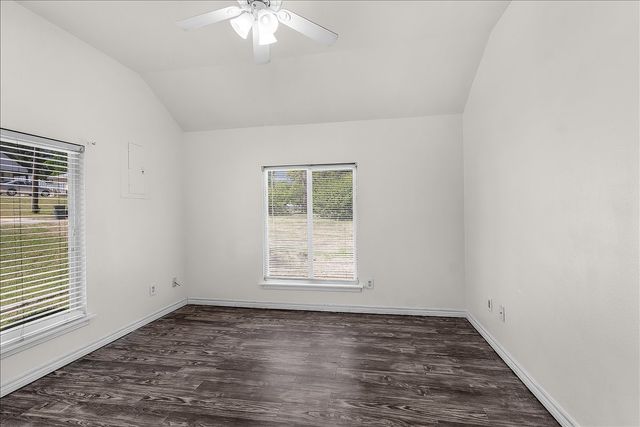 828 Springer Avenue, Fort Worth, TX 76114