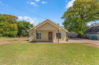 828 Springer Avenue, Fort Worth, TX 76114