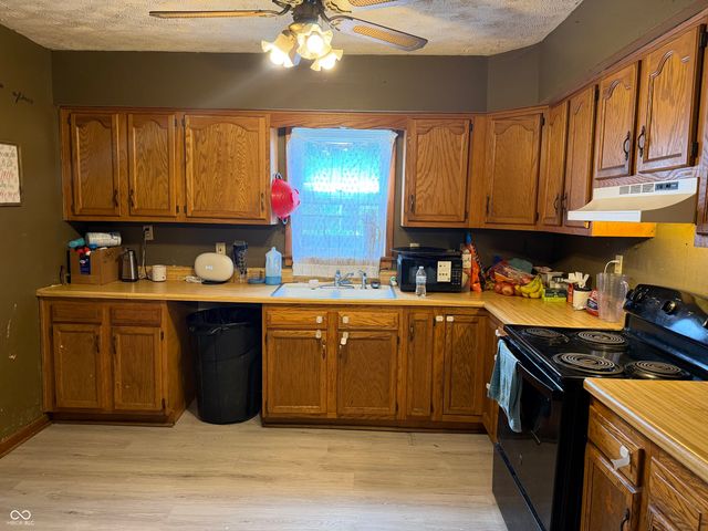 733 2nd Street, Shelbyville, IN 46176