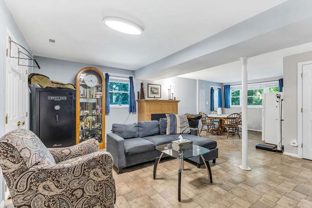 5760 EUCALYPTUS DR, Saint Leonard, MD 20685