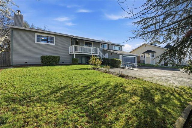 3691 Hampton Ln, Cameron Park, CA 95682