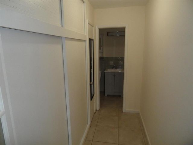 2117 NE 14TH Avenue 1-4, Wilton Manors, FL 33305