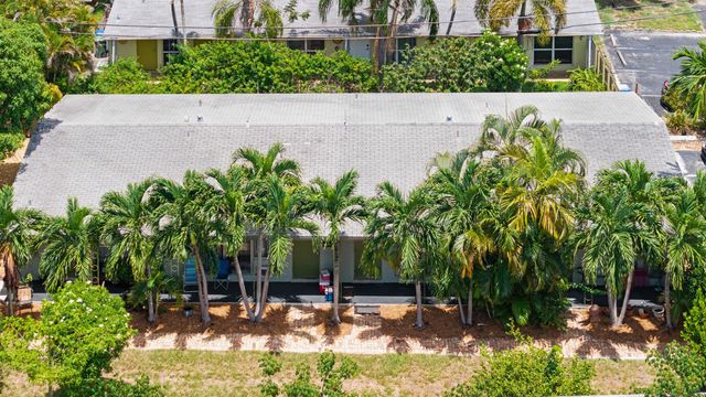2117 NE 14TH Avenue 1-4, Wilton Manors, FL 33305
