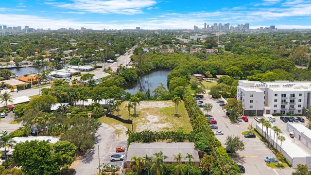 2117 NE 14TH Avenue 1-4, Wilton Manors, FL 33305