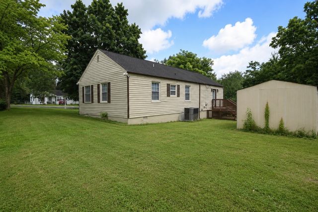 1232 Coarsey Dr, Nashville, TN 37217