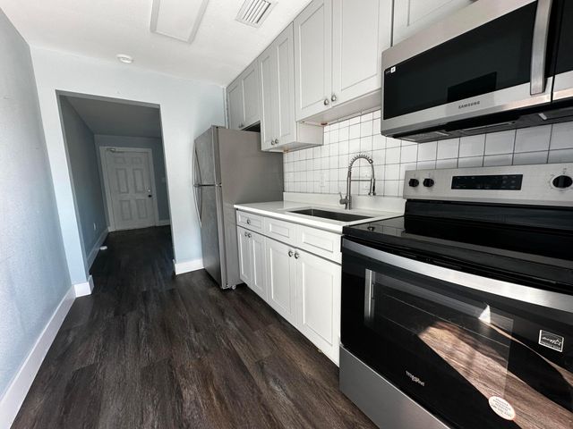 711 N 23rd Street A, Fort Pierce, FL 34950