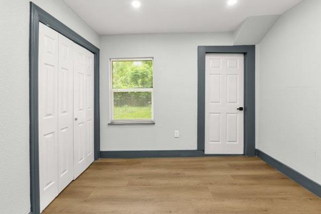 6058 Lyndhurst Drive, Houston, TX 77033