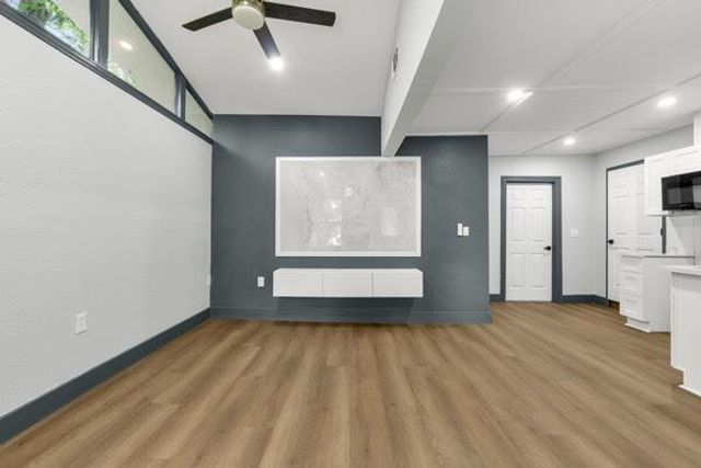 6058 Lyndhurst Drive, Houston, TX 77033