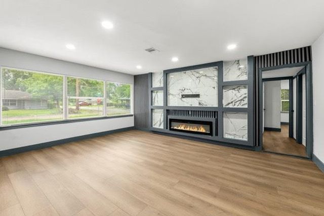 6058 Lyndhurst Drive, Houston, TX 77033
