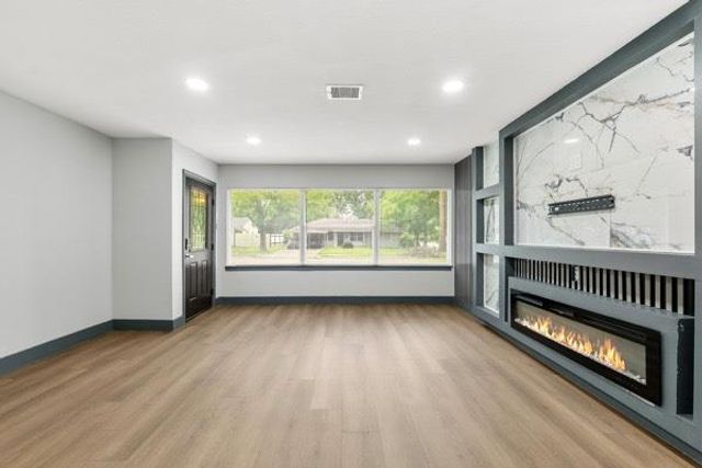 6058 Lyndhurst Drive, Houston, TX 77033