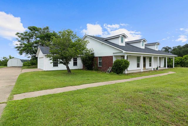 1831 Scarlet Oak, Gilmer, TX 75645