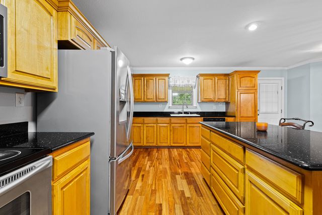 1831 Scarlet Oak, Gilmer, TX 75645