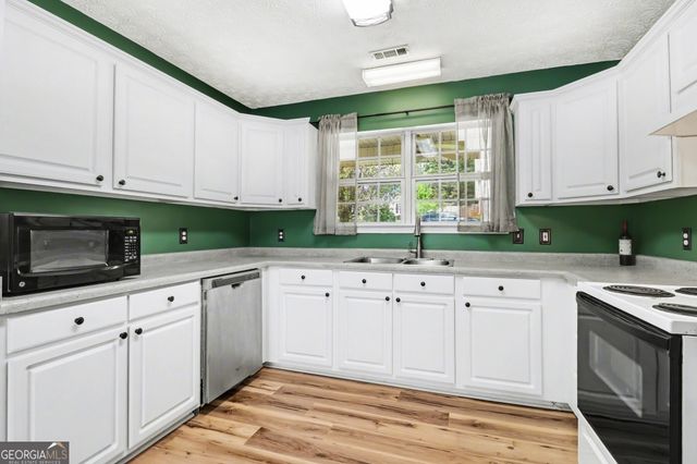 7177 Ironwood Drive, Gainesville, GA 30507