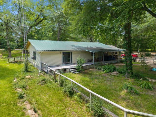 18459 Fm 16 E, Winona, TX 75792