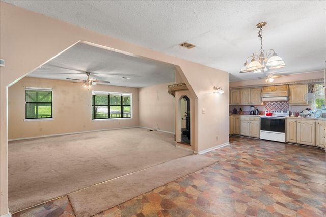 18459 Fm 16 E, Winona, TX 75792