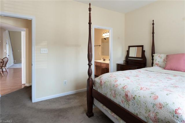 110 Crane Creek Way, Lexington, NC 27295