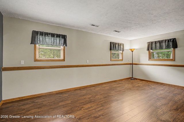 300 N Donegal Street, Eaton Rapids, MI 48827