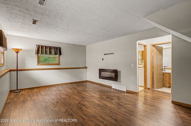 300 N Donegal Street, Eaton Rapids, MI 48827
