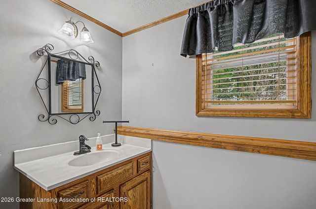 300 N Donegal Street, Eaton Rapids, MI 48827