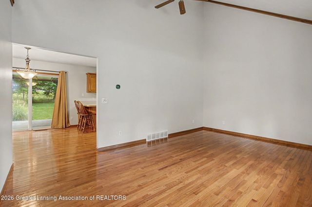 300 N Donegal Street, Eaton Rapids, MI 48827