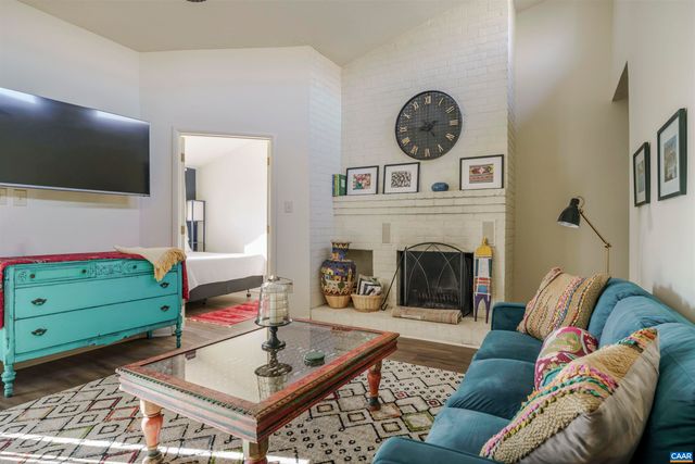 134 Turtle Creek Rd Apt 10, Charlottesville, VA 22901