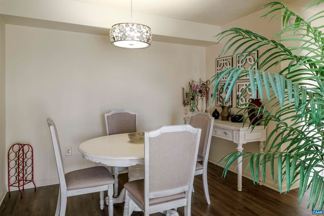 134 Turtle Creek Rd Apt 10, Charlottesville, VA 22901