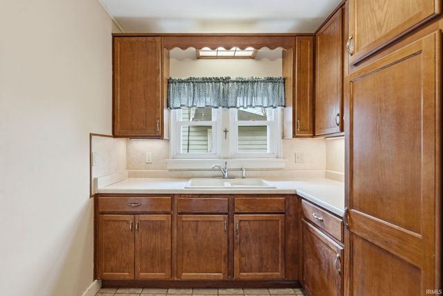 801 S Jackson Street, Auburn, IN 46706