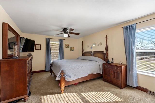 2292 Ivy Crest Drive, Bellbrook, OH 45305