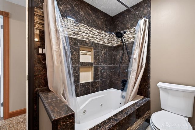 2292 Ivy Crest Drive, Bellbrook, OH 45305