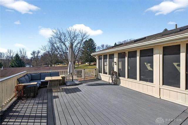 2292 Ivy Crest Drive, Bellbrook, OH 45305