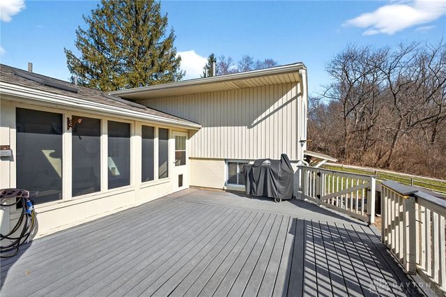 2292 Ivy Crest Drive, Bellbrook, OH 45305