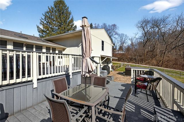 2292 Ivy Crest Drive, Bellbrook, OH 45305