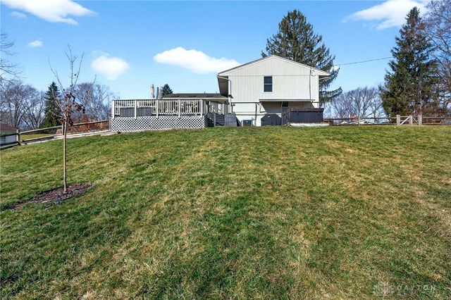 2292 Ivy Crest Drive, Bellbrook, OH 45305