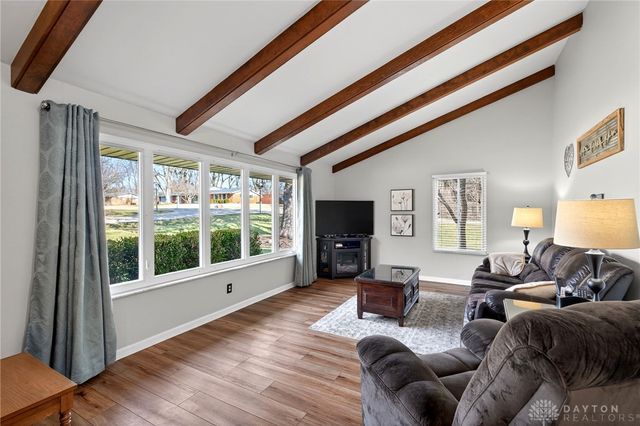 2292 Ivy Crest Drive, Bellbrook, OH 45305