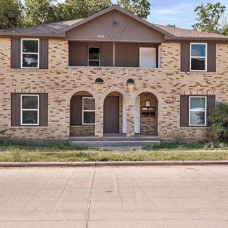 305 NW 23rd Street 103, Fort Worth, TX 76164