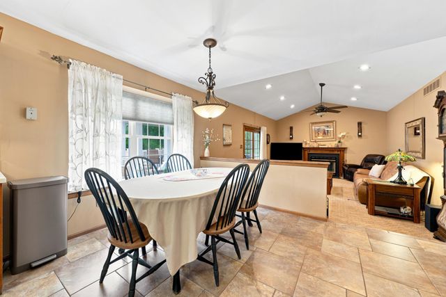 6 DRESSAGE DR, Sewell, NJ 08080
