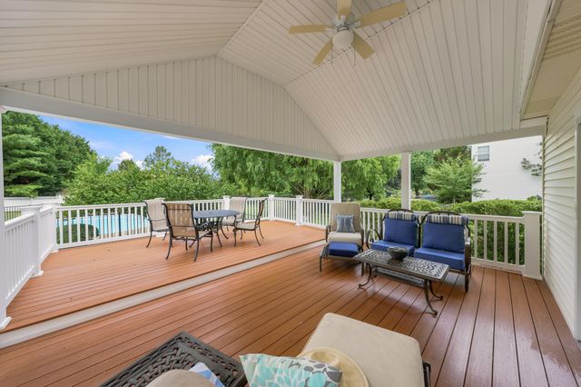 6 DRESSAGE DR, Sewell, NJ 08080