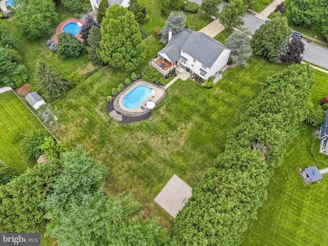 6 DRESSAGE DR, Sewell, NJ 08080