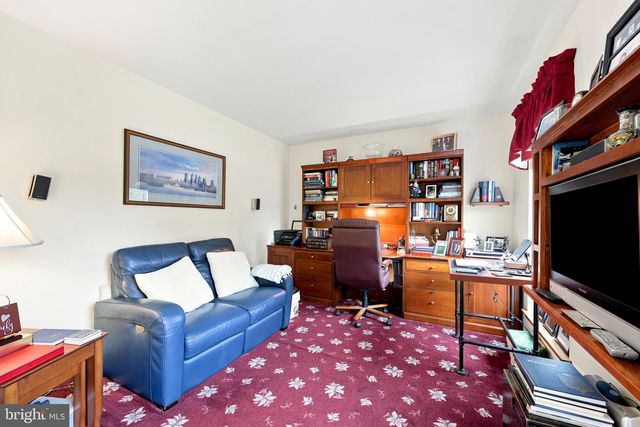 6 DRESSAGE DR, Sewell, NJ 08080