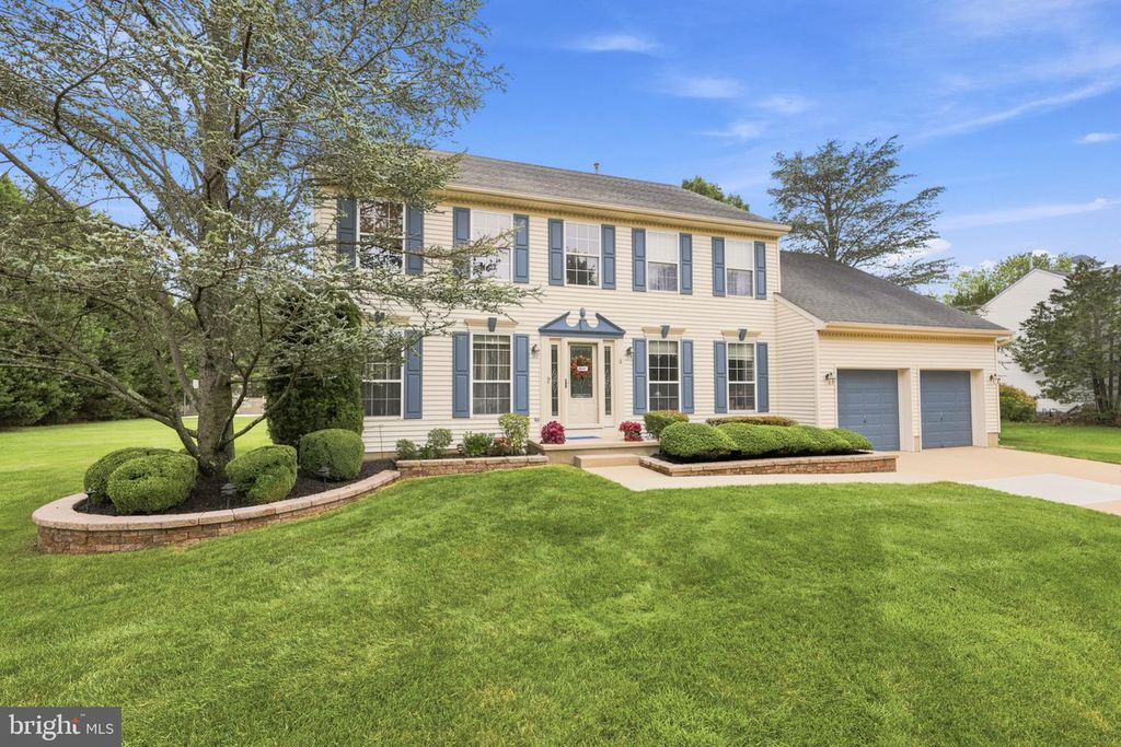 6 DRESSAGE DR, Sewell, NJ 08080