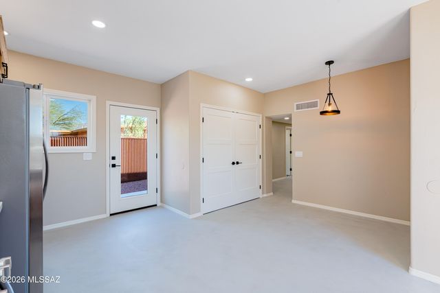 3003 N Flanwill Boulevard, Tucson, AZ 85716