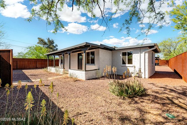 3003 N Flanwill Boulevard, Tucson, AZ 85716